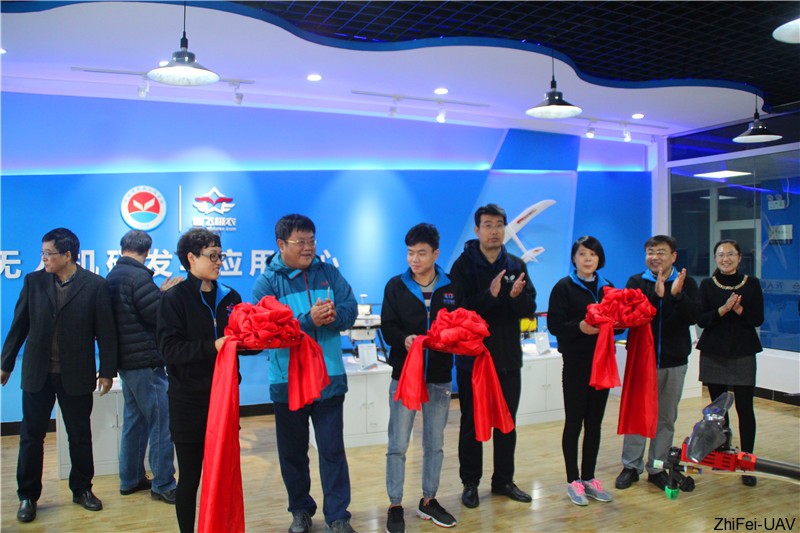 1510560043352230.jpg 河北智飛極農(nóng)無人機(jī)科技|一鳶科技|行業(yè)定制無人機(jī)